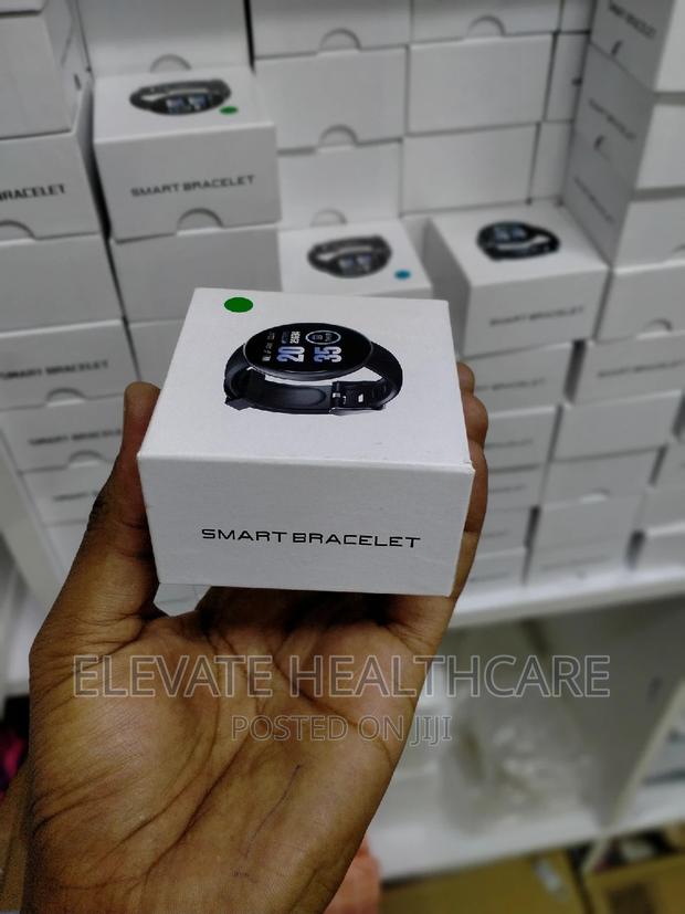 Smart Watch - thumbnail 3