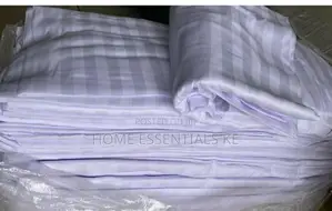 Egyptian White Stripped Duvet Cover Set (King Size)