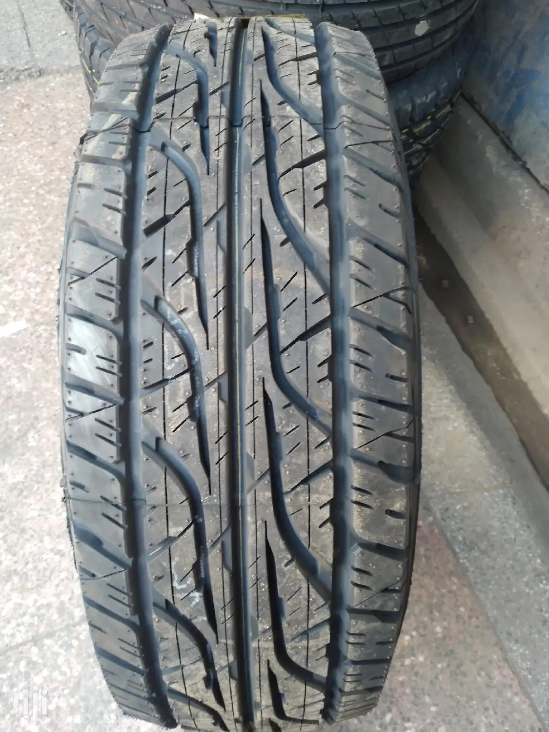 Original Dunlop Tires Sizes 265/65r17 A/T.