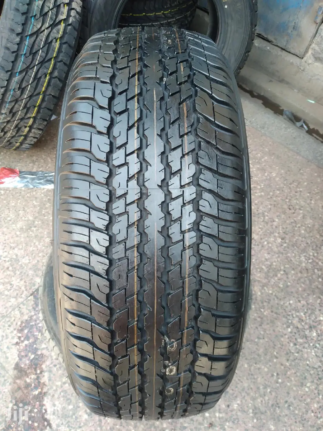 Dunlop Tires Sizes 265/60r18 Ht Made in South Africa.