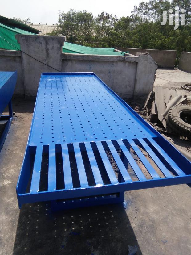 Paver Block Vibrating Table - thumbnail 3