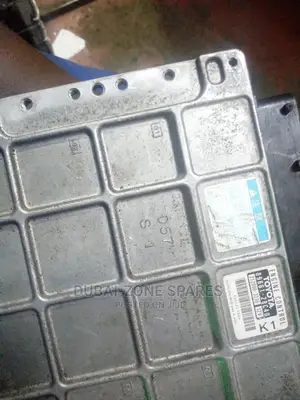 Computer 2zr,3zr, Voxy,Noah,Premio Model 2012.