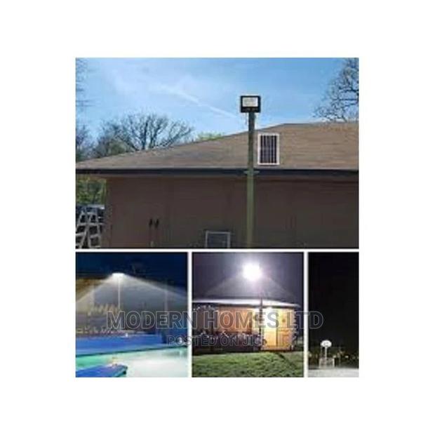 30W Solar Floodlight + Panel - thumbnail 2