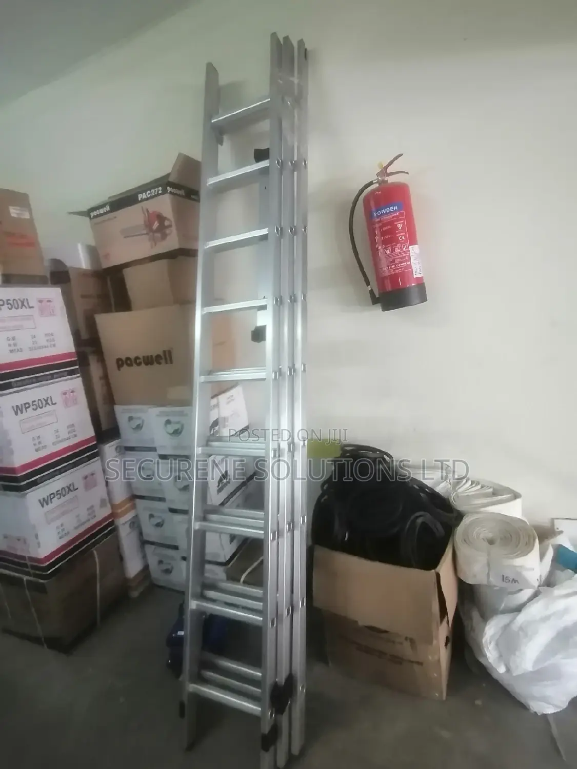 3 By11 Steps Aluminium Triple Extension Ladders