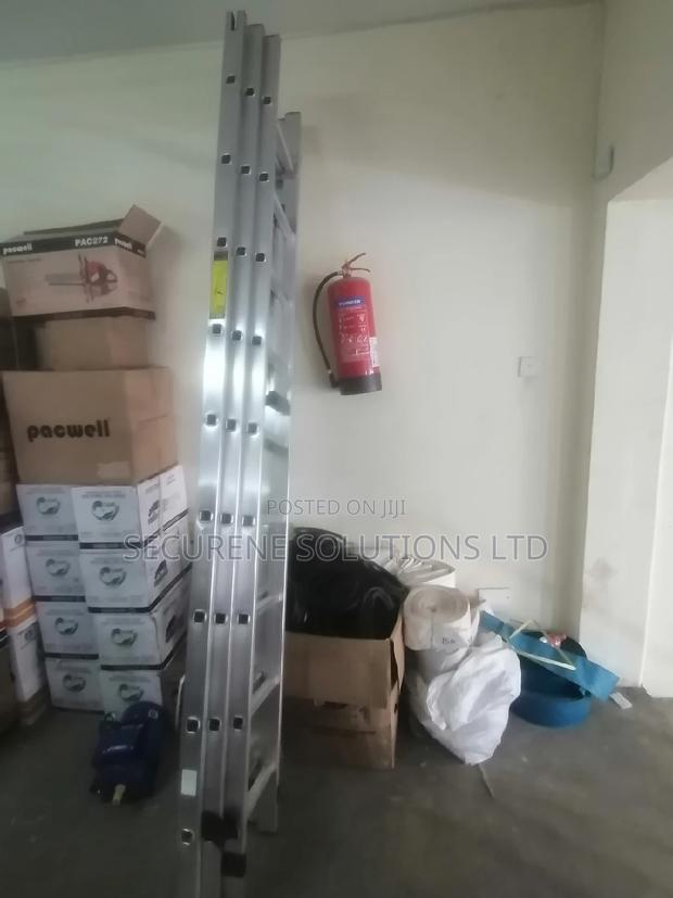 3 By11 Steps Aluminium Triple Extension Ladders - thumbnail 3