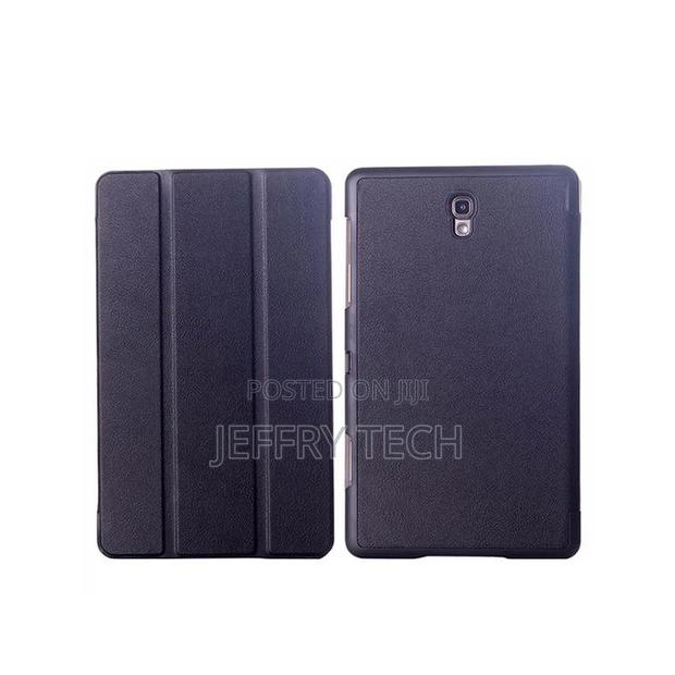 Flip Cover Case for Samsung Galaxy Tab S8 8.4" - Black