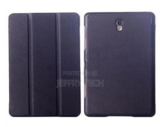 Flip Cover Case for Samsung Galaxy Tab S8 8.4" - Black - thumbnail 2