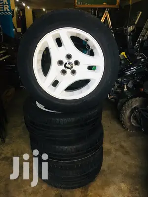 Ex-Uk 4 Landrover Tyres PLUS the Rims