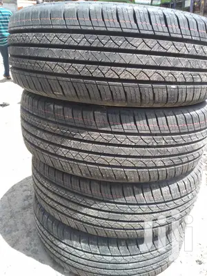 Quality Maxtrek Tires Sizes 235/60r18 Ht.