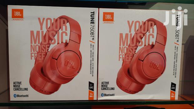 JBL Tune 750 BT