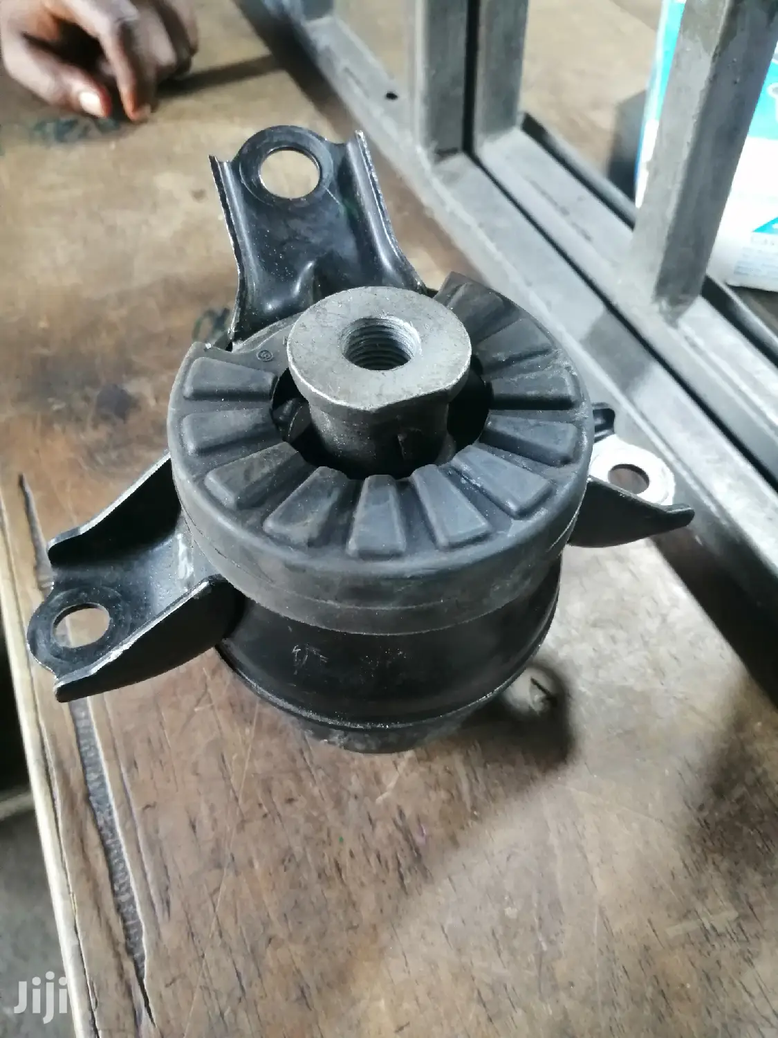 Toyota Passo Engine Mount, Old Model.