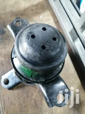 Toyota Passo Engine Mount, Old Model.