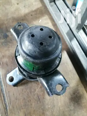 Toyota Passo Engine Mount, Old Model.