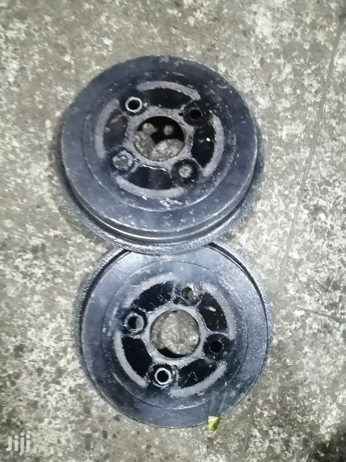 Toyota Ractis Rear Drum and Back Plate.