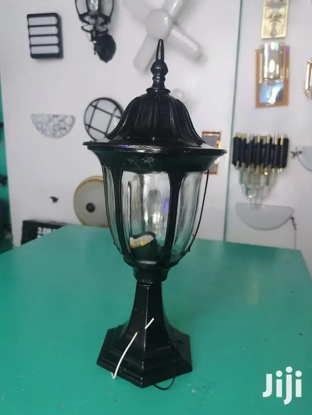 Straight Gate Light