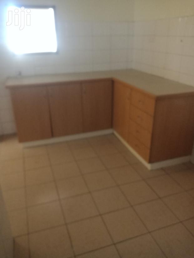 Three Bedroom Master Ensuite Service Charge Inclusive - thumbnail 8