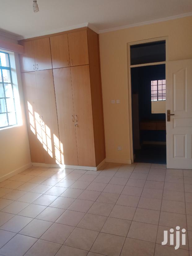 Three Bedroom Master Ensuite Service Charge Inclusive - thumbnail 15