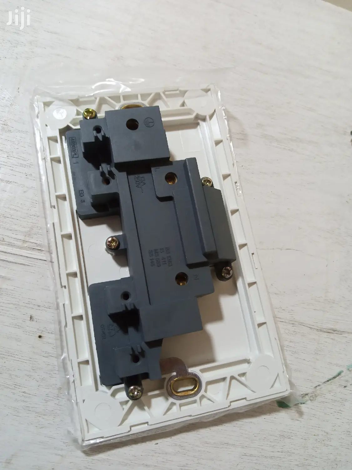 MK Twin Sockets