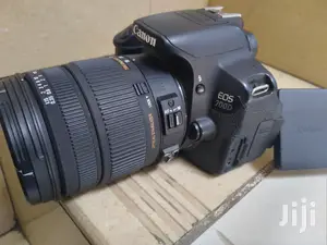 DSLR Canon 700D