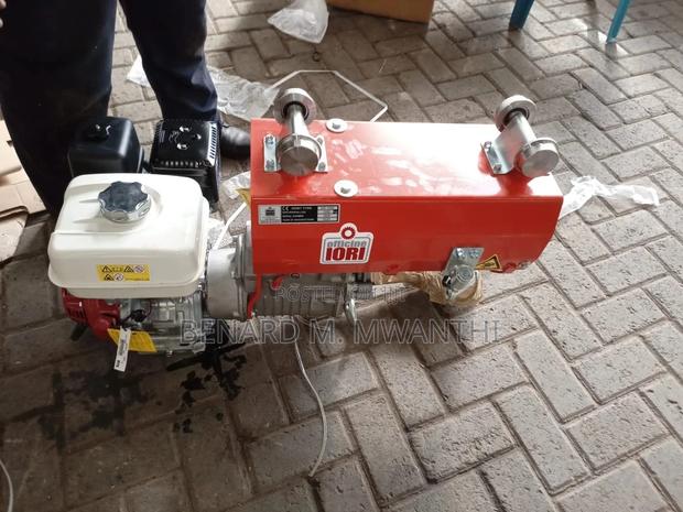 Concrete Hoist - main view