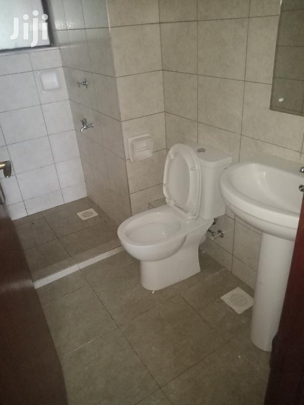 Executive One Bedrooms South - thumbnail 3