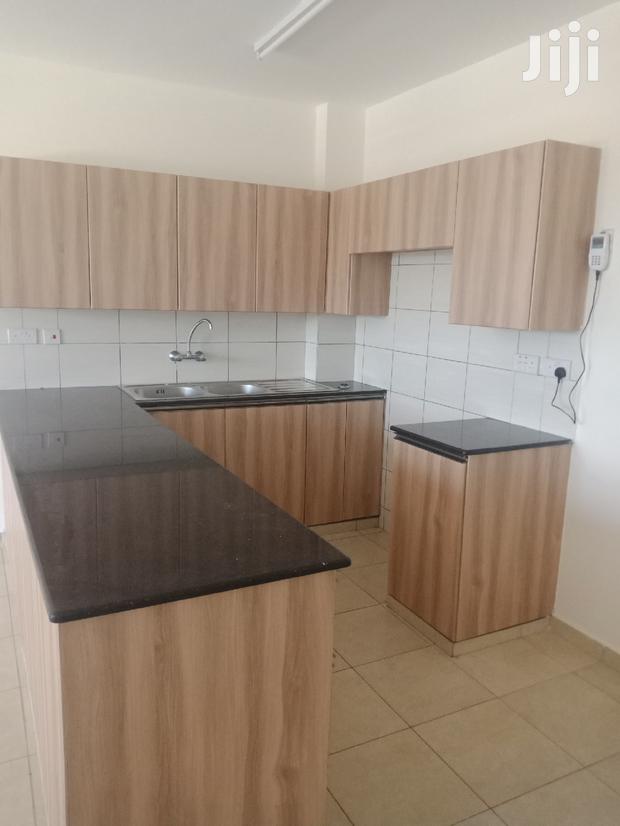 Executive One Bedrooms South - thumbnail 4