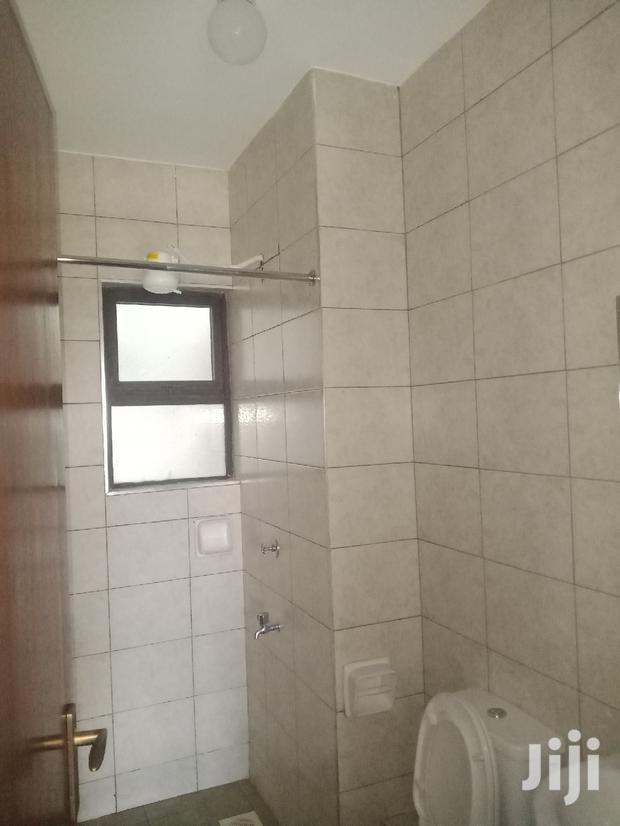 Executive One Bedrooms South - thumbnail 7