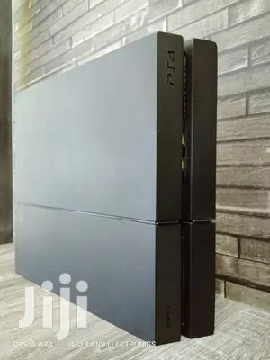 Playstation 4 With Pad and All Accessories