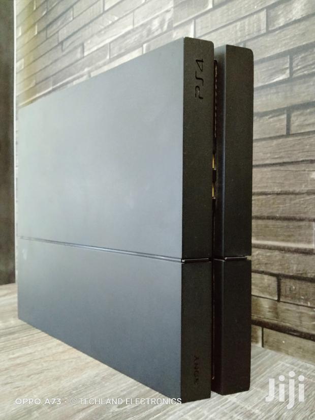 Playstation 4 With Pad and All Accessories