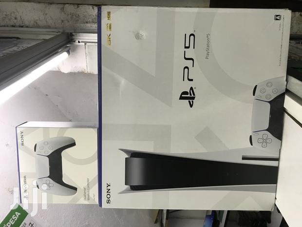 Play Station 5 Standard Edition - main view