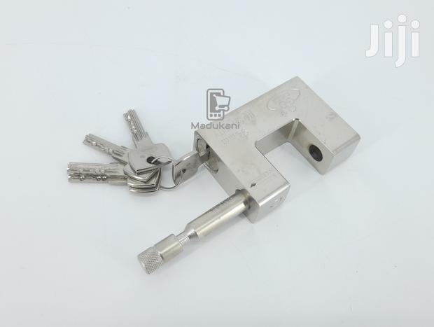 1kg 94mm Hardened Solid Steel Monoblock Padlock, Thick Shack - thumbnail 5