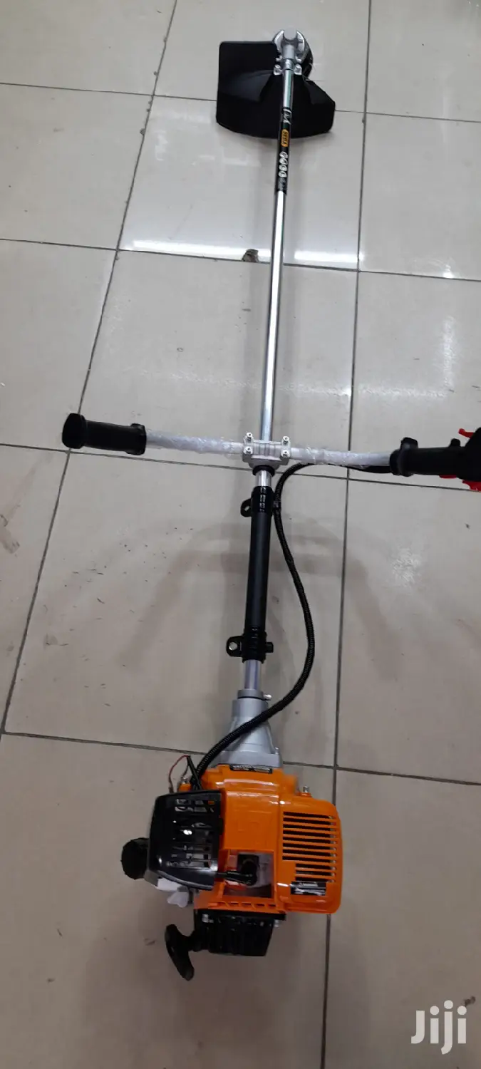 Dera Grass Cutter 4stroke Petrol Machine