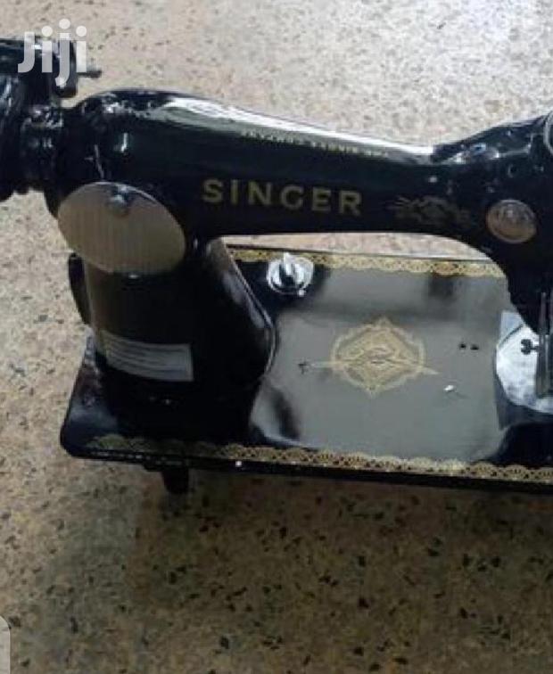 For Sale Singer Sewing Machine