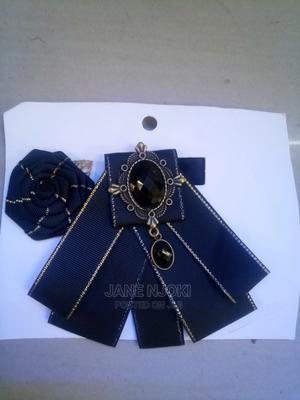 French Bowtie - thumbnail 2