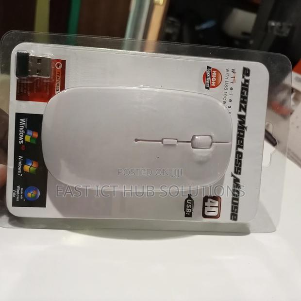 Superior Sleek Modern Wireless Mouse With Usb Plug - thumbnail 2