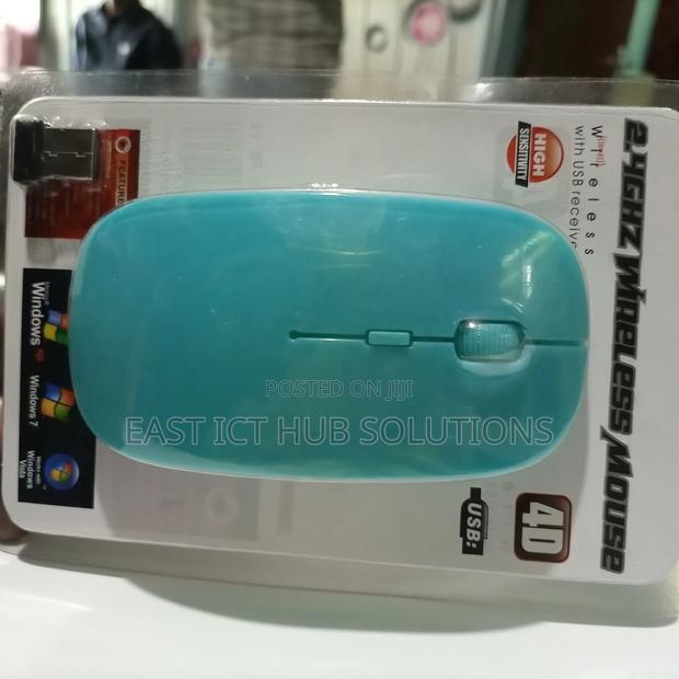 Superior Sleek Modern Wireless Mouse With Usb Plug - thumbnail 3