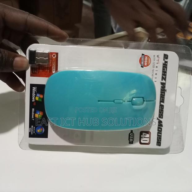 Superior Sleek Modern Wireless Mouse With Usb Plug - thumbnail 4