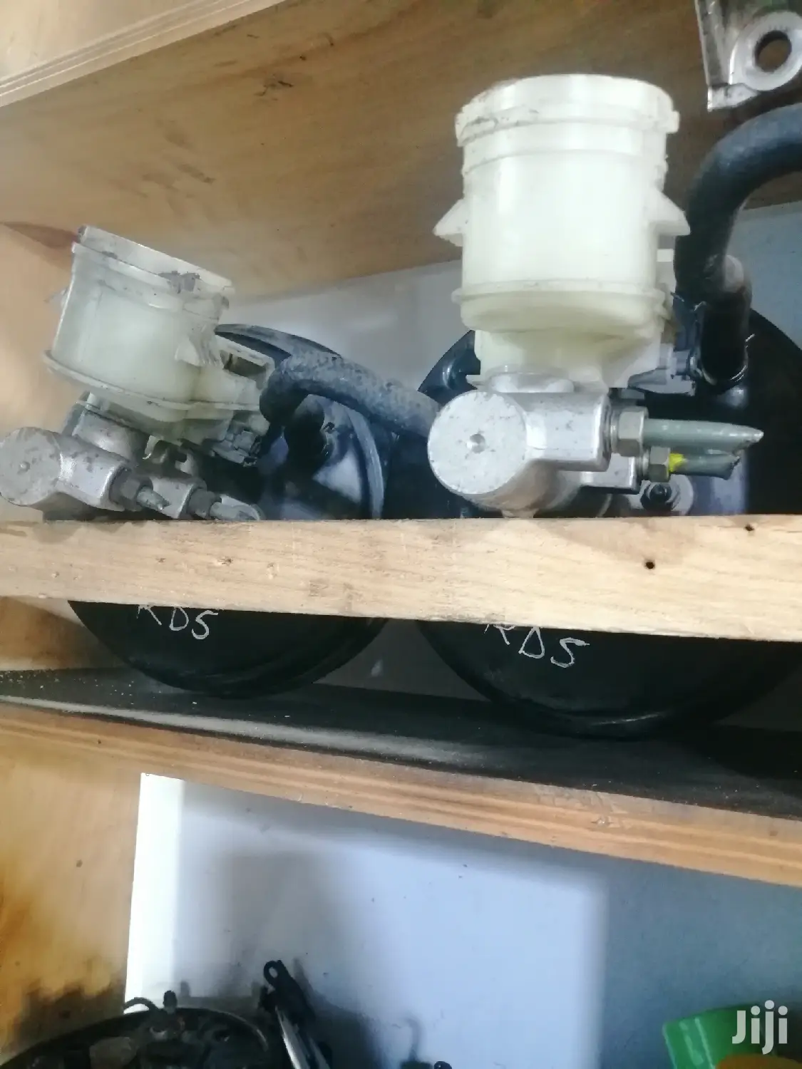 Honda Crv Rd5 Booster/Master Cylinder.
