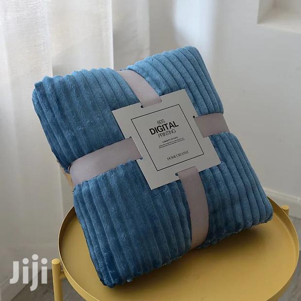 Warm Fleece Blankets - thumbnail 2