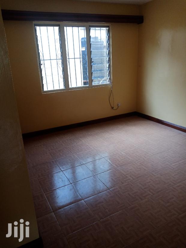 Three Bedrooms Plus Sq South C - thumbnail 7