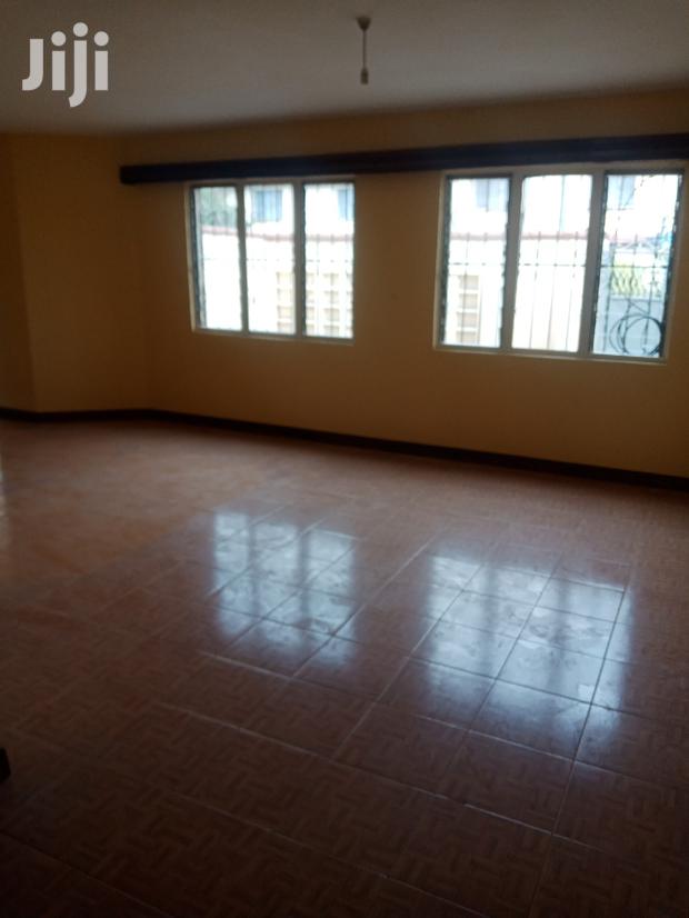 Three Bedrooms Plus Sq South C - thumbnail 13