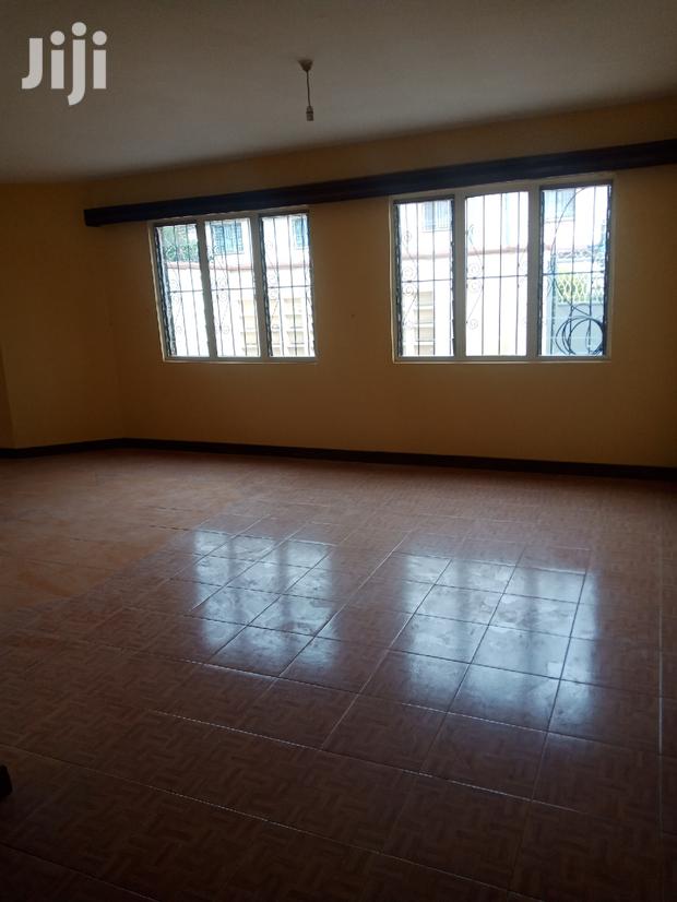 Three Bedrooms Plus Sq South C - thumbnail 14