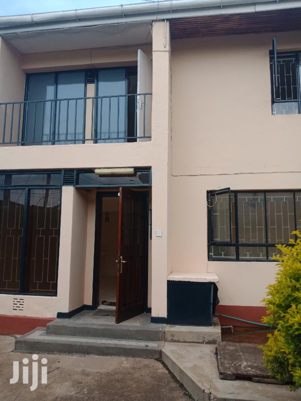 Four Bedrooms Plus Sq South C - thumbnail 4