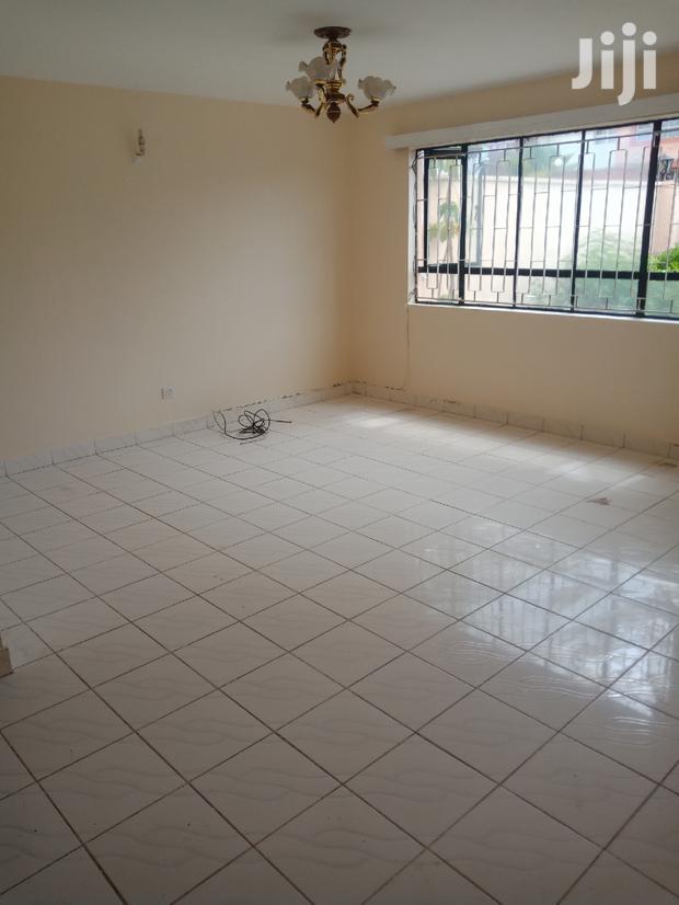 Four Bedrooms Plus Sq South C - main view