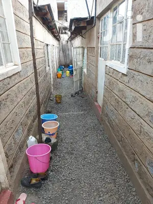 10bdrm House in Kahawa Wendani for sale