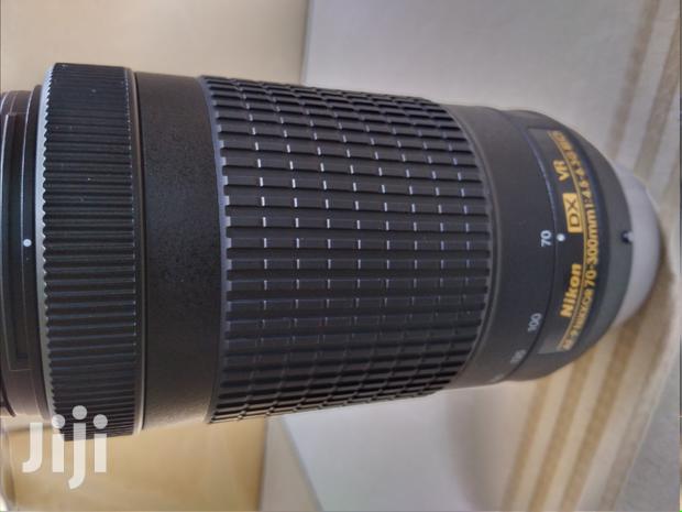 Nikon 70-300mm VR Lense