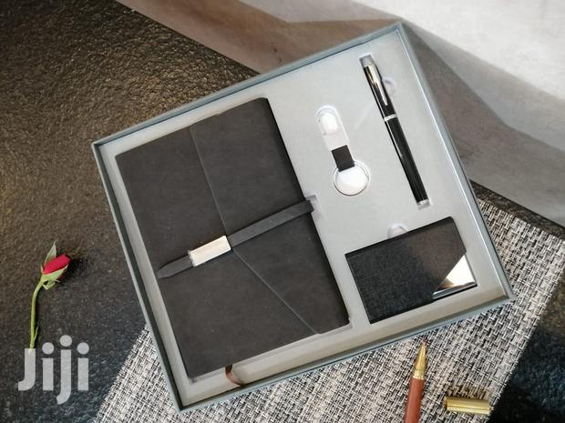 Glamourous Gift Set - thumbnail 4