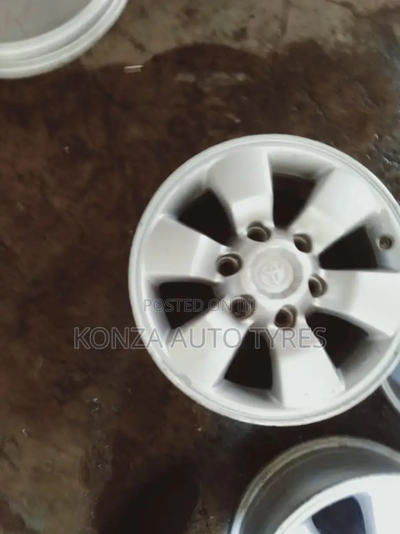 Sport Rim for Toyota Surf Size 16