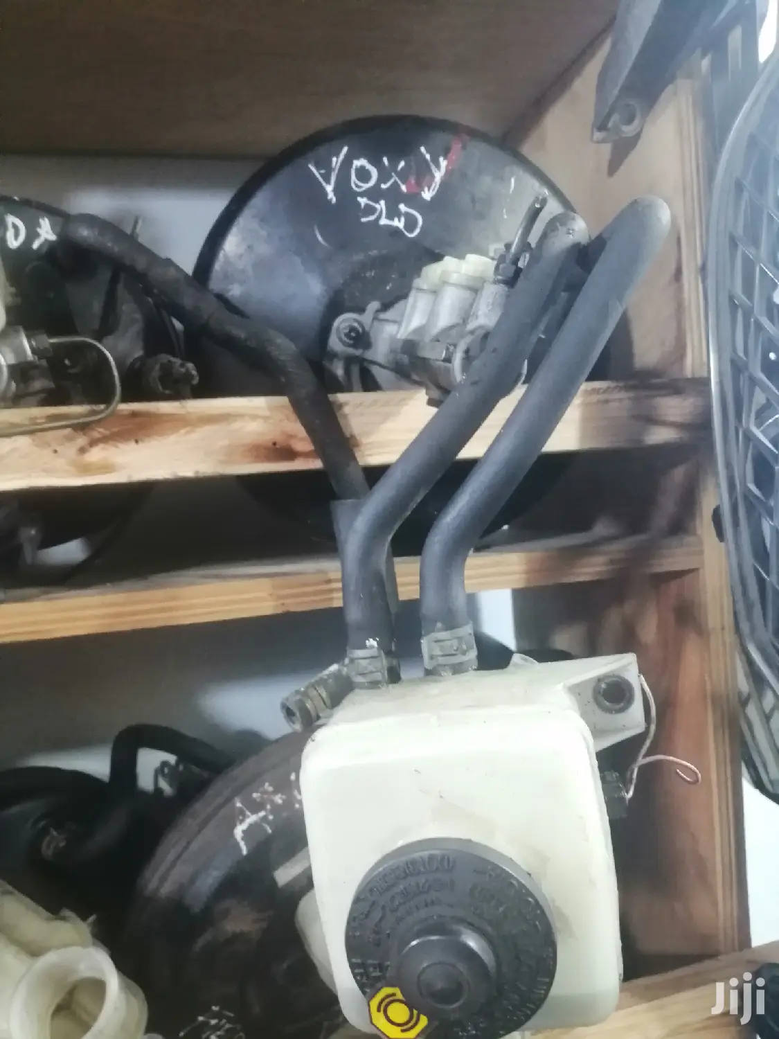 Toyota Voxy Booster/Master Cylinder, Old Model.