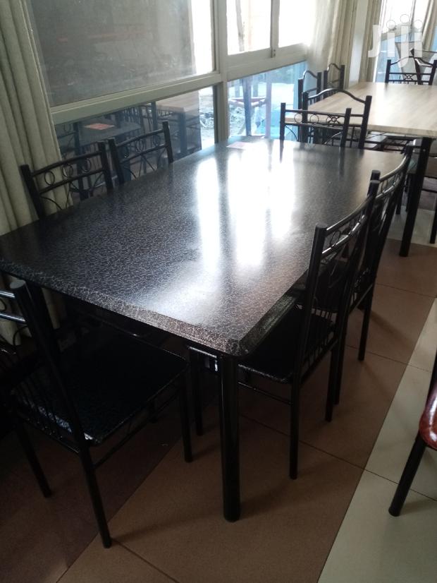 6 Seater Dining Table